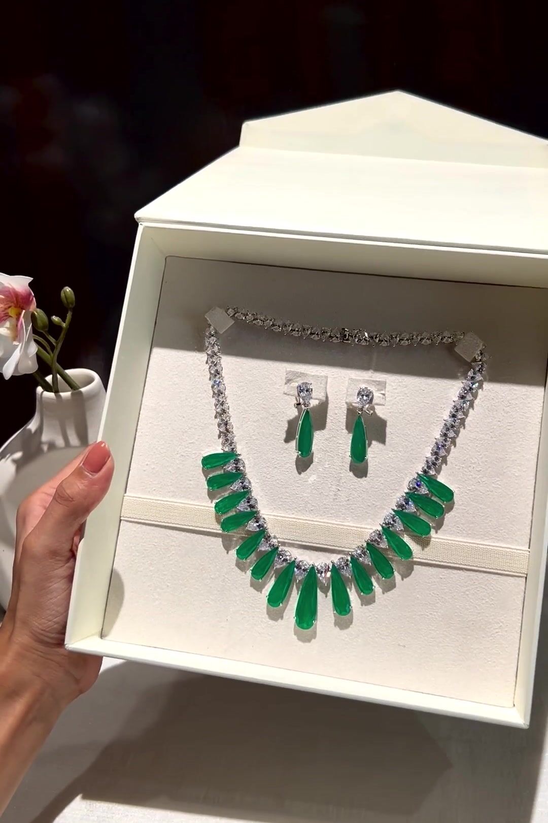 Clarisse Emerald Green Doublet Necklace Set