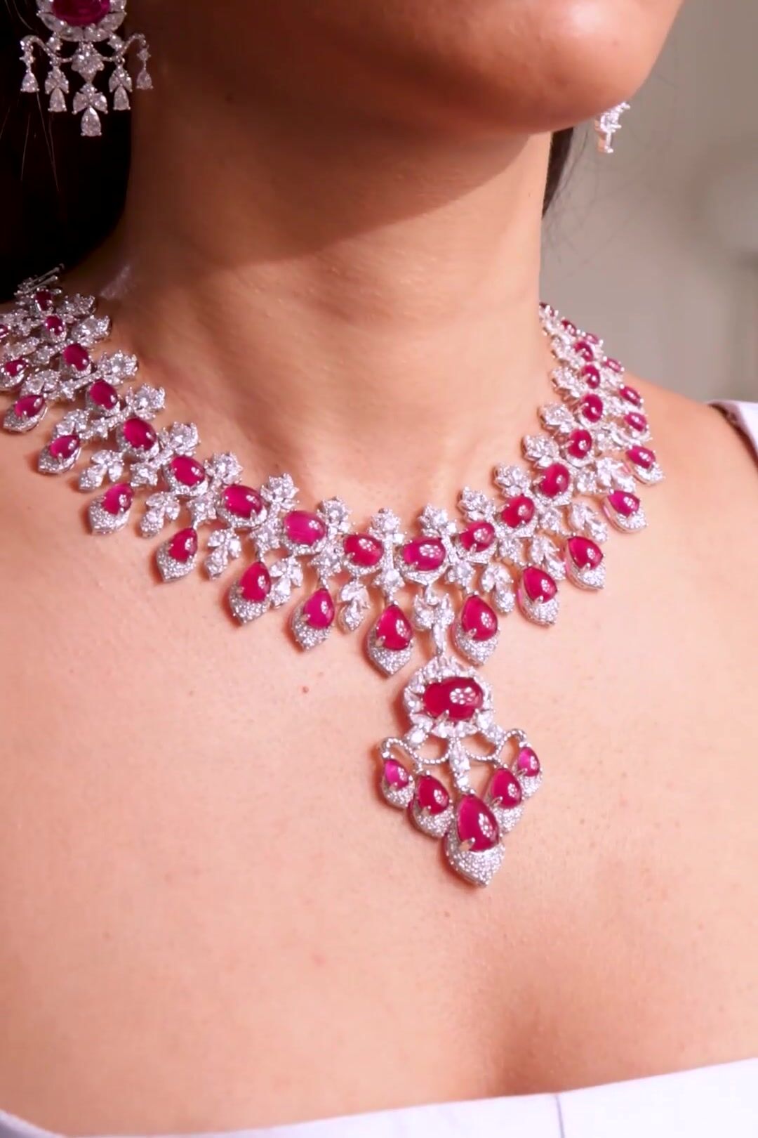 Bianca Ruby Red Necklace Set