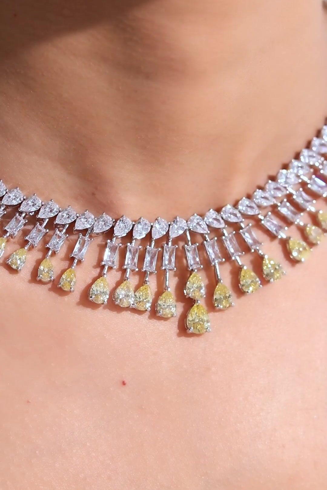 Mirabelle Sapphire Yellow Necklace Set