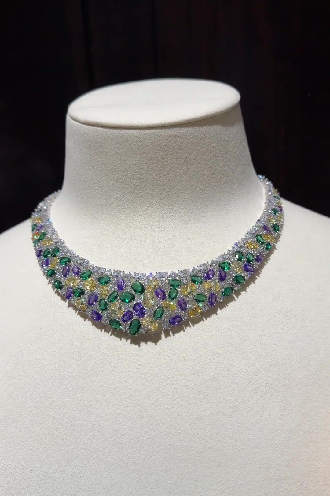 Isadora Necklace Set