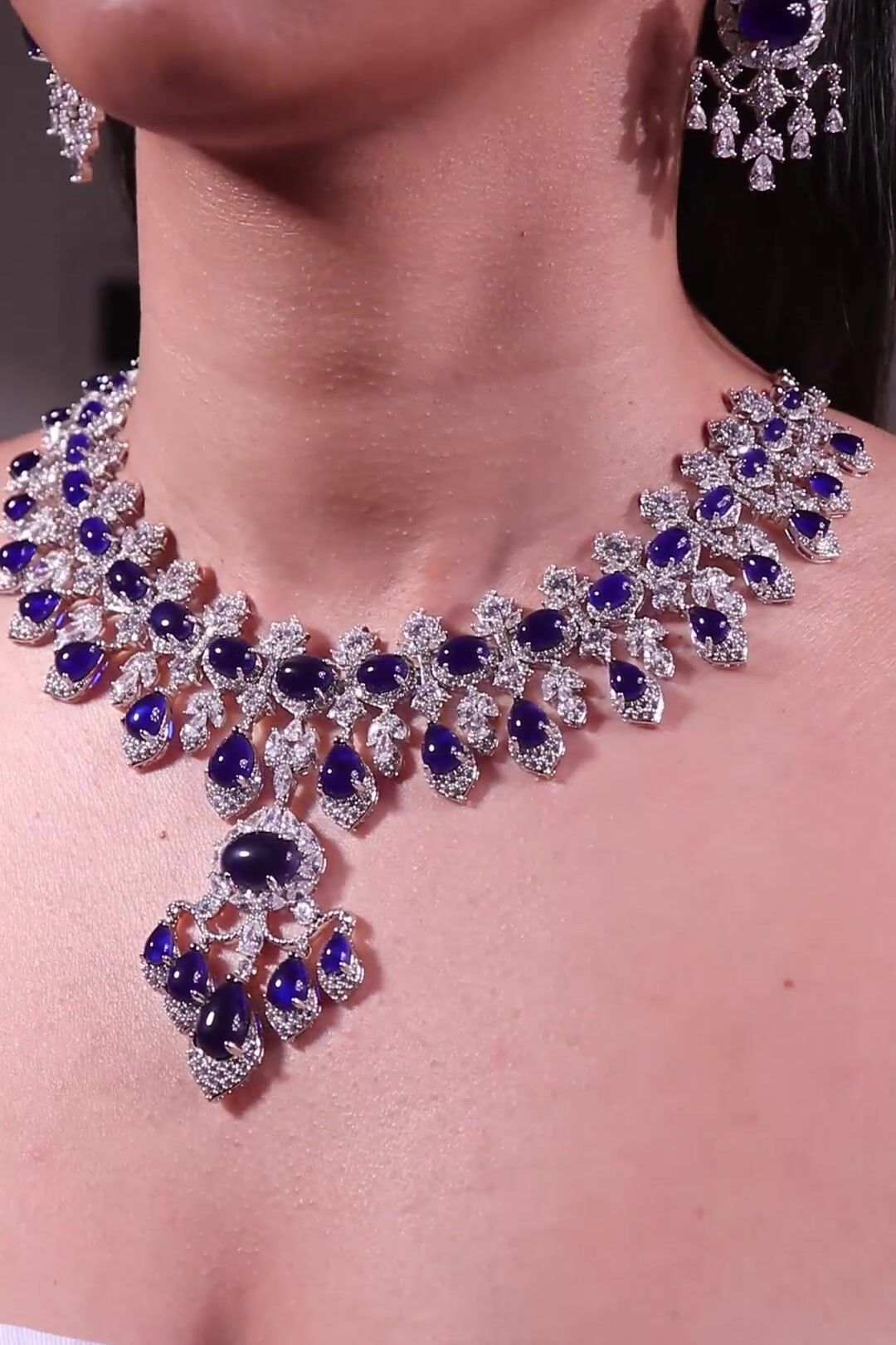 Bianca Sapphire Blue Necklace Set