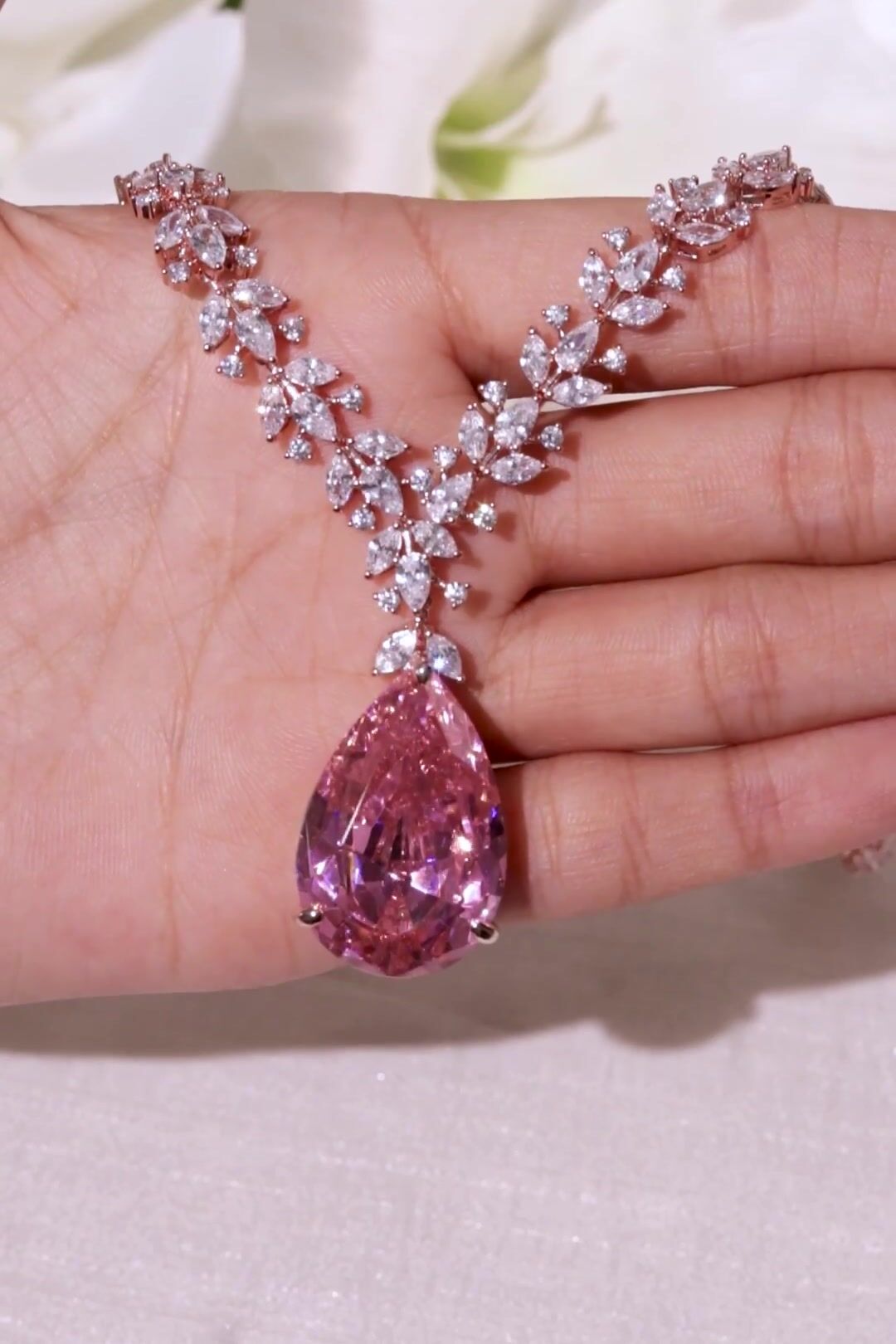 Daphne Pink Pendant Set