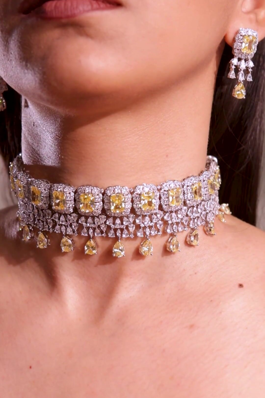 Avery Sapphire Yellow Choker Set